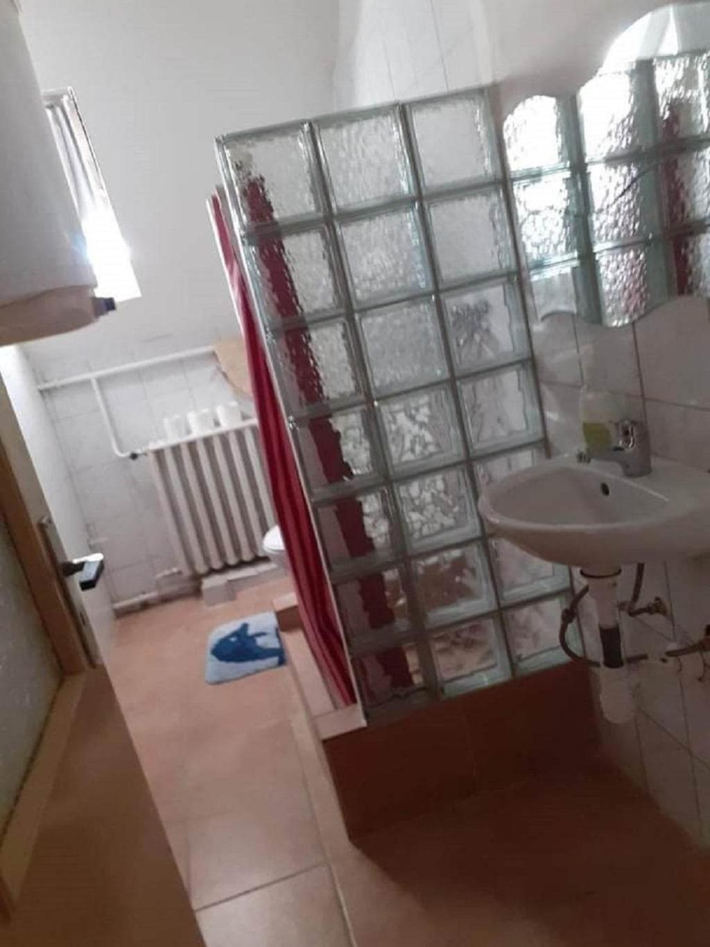 Проживание в семье Tapolcai *